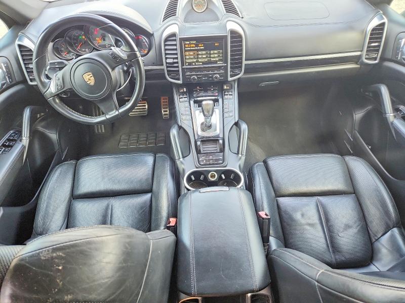 2013 Porsche Cayenne VIN WP1AE2A2XDLA15710 COPART salvage auction — MINOR DENT/SCRATCHES, Nc - Dealer Only Clean Title, sold $1,900 on 2026-08-28 (photo 8)