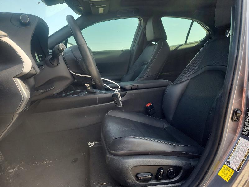 2020 Lexus Ux VIN JTHP9JBH0L2025775 COPART salvage auction — REAR END, Tx - Salvage Vehicle Title, sold $10,900 on 2026-09-03 (photo 7)