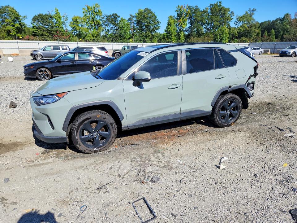 2021 Toyota Rav 4 VIN 2T3W1RFV2MW157688 — COPART salvage auction photo