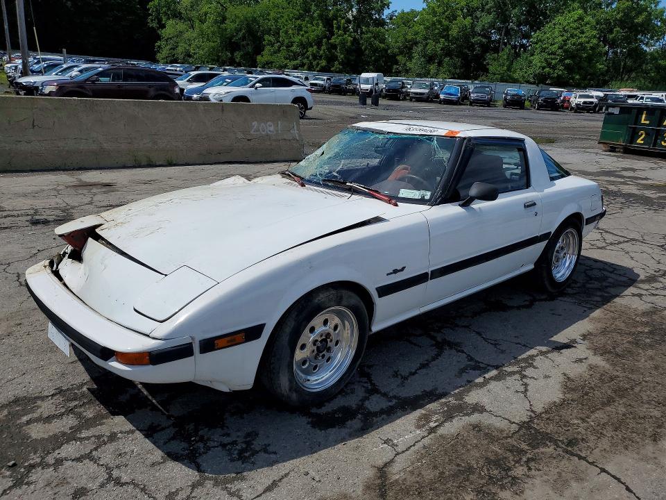 1984 Mazda Rx-7 VIN JM1FB3310E0837784 COPART salvage auction — SIDE, NY - MV-907A SALVAGE CERTIFICATE, sold $3,450 on 2026-08-13 (photo 1)