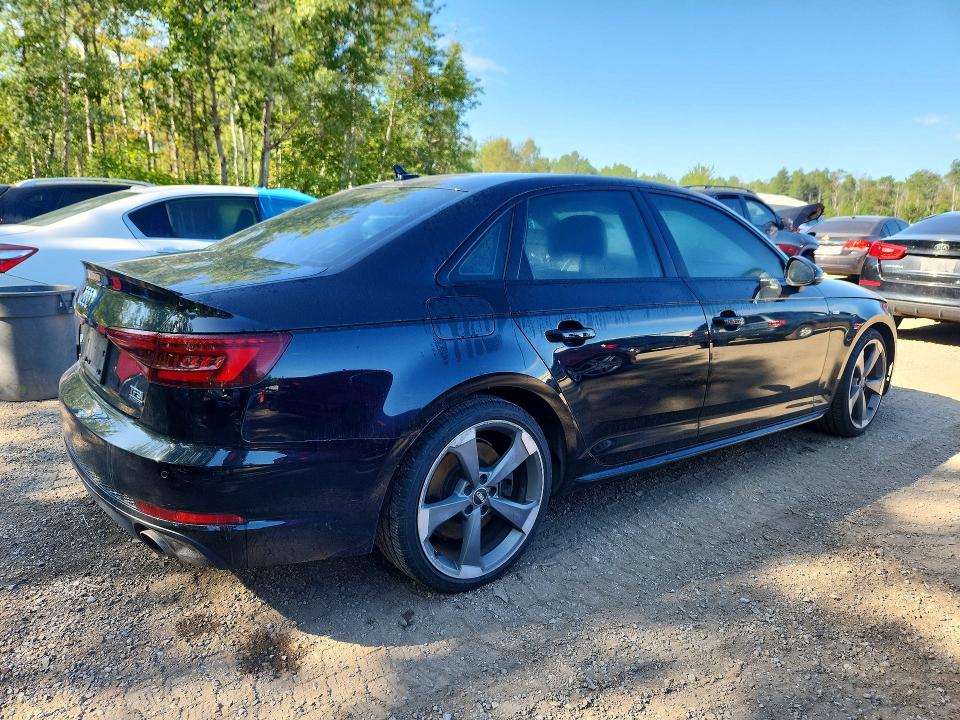 2018 Audi A4 VIN WAUFNAF47JA092714 COPART salvage auction — SIDE, ON - PERMIT SALVAGE, sold $9,900 on 2026-09-10 (photo 3)