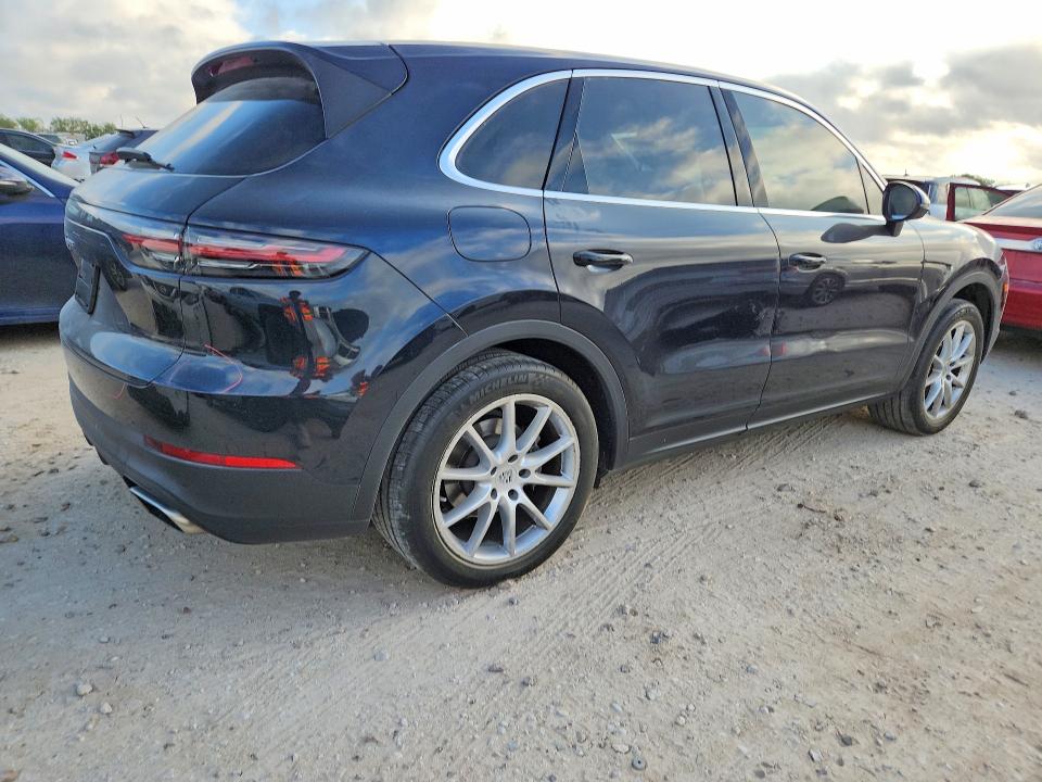 2019 Porsche Cayenne VIN WP1AA2AY0KDA09678 COPART salvage auction — REAR END, Tx - Salvage Vehicle Title, sold $17,800 on 2026-10-08 (photo 3)