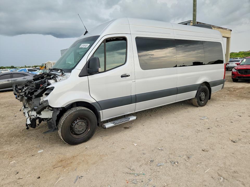 2024 Mercedes-benz Sprinter VIN W1Z4NGHY9RT188817 — COPART salvage auction photo