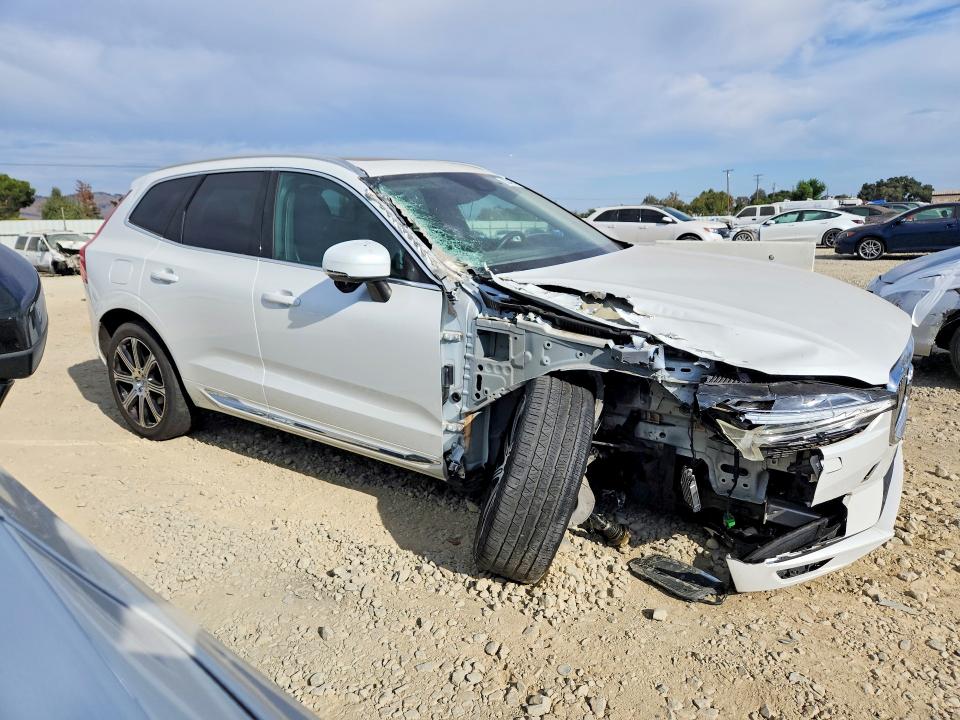 2020 Volvo Xc60 VIN YV4102DL9L1520715 COPART salvage auction — FRONT END, Ca - Dlr/Dis/Exp Only Salvage Title, sold $3,900 on 2026-08-20 (photo 4)