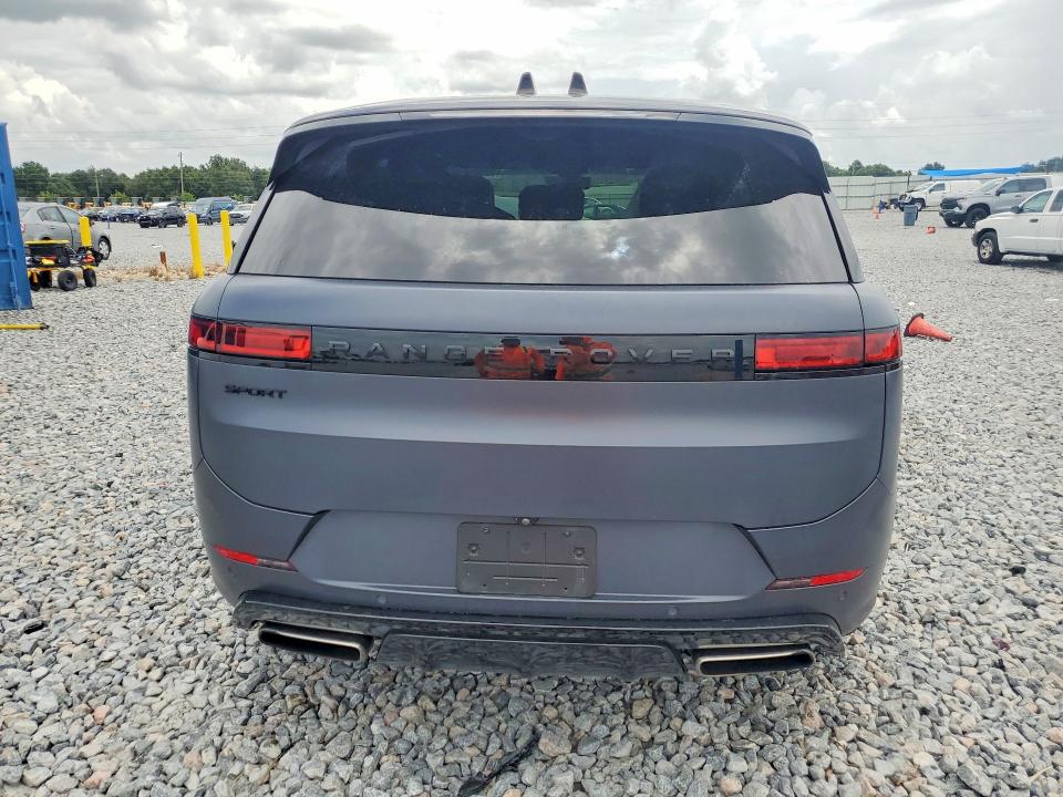 2024 Land rover Range rover sport VIN SAL1L9FU8RA420440 COPART salvage auction — FRONT END, FL - CERTIFICATE OF DESTRUCTION, sold $34,500 on 2026-08-21 (photo 6)