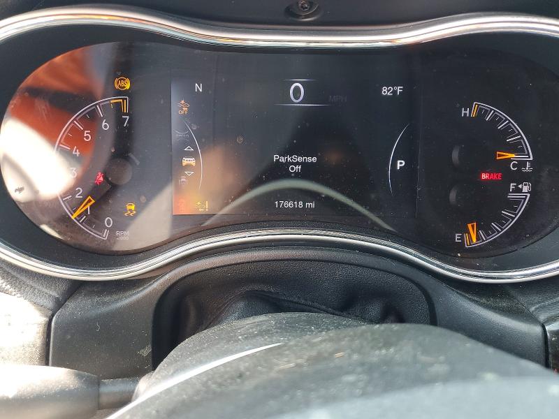 2016 Jeep Cherokee VIN 1C4RJECG5GC313676 COPART salvage auction — NORMAL WEAR, CA - DIS/DLR/EXP ONLY CLEAN TITLE, sold $3,090 on 2026-08-16 (photo 9)