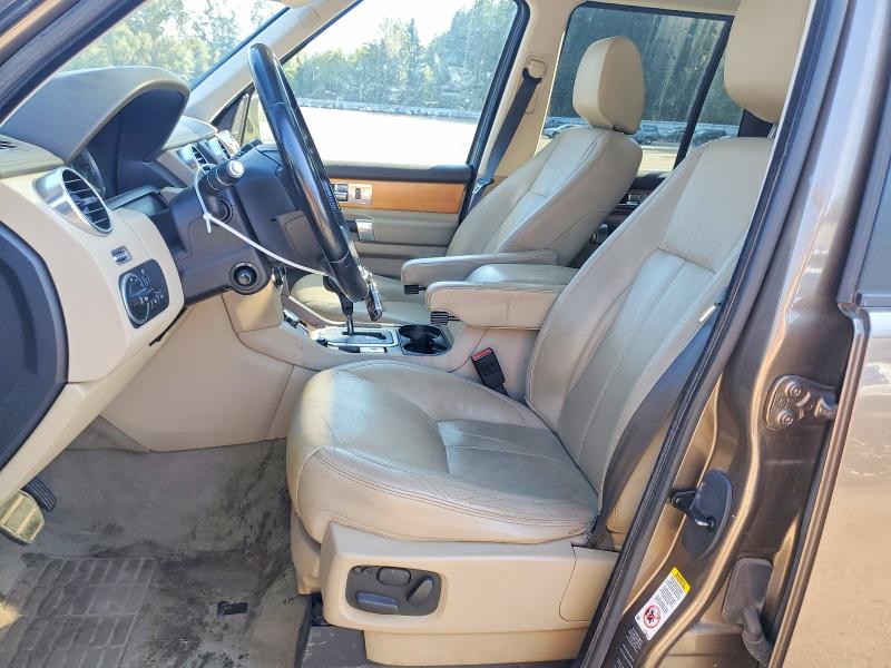 2012 Land rover Lr4 VIN SALAK2D48CA627639 COPART salvage auction — MINOR DENT/SCRATCHES, WA - VEHICLE CERT OF OWNERSHIP-TITL, sold $1,650 on 2026-09-03 (photo 7)