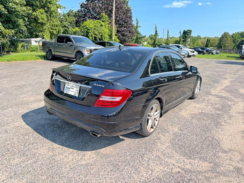 2014 Mercedes-benz C-klasse VIN WDDGF8AB2EG223222 COPART salvage auction — HAIL, ON - PERMIT NO BRAND - UNFIT (P), sold $4,200 on 2026-08-18 (photo 4)