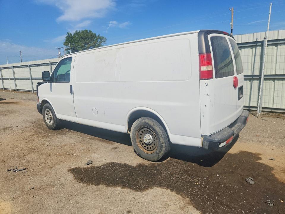 2013 Chevrolet Express 1500 VIN 1GCSGAFX6D1182401 COPART salvage auction — MINOR DENT/SCRATCHES, AR - CERTIFICATE OF TITLE, sold $950 on 2026-10-08 (photo 2)