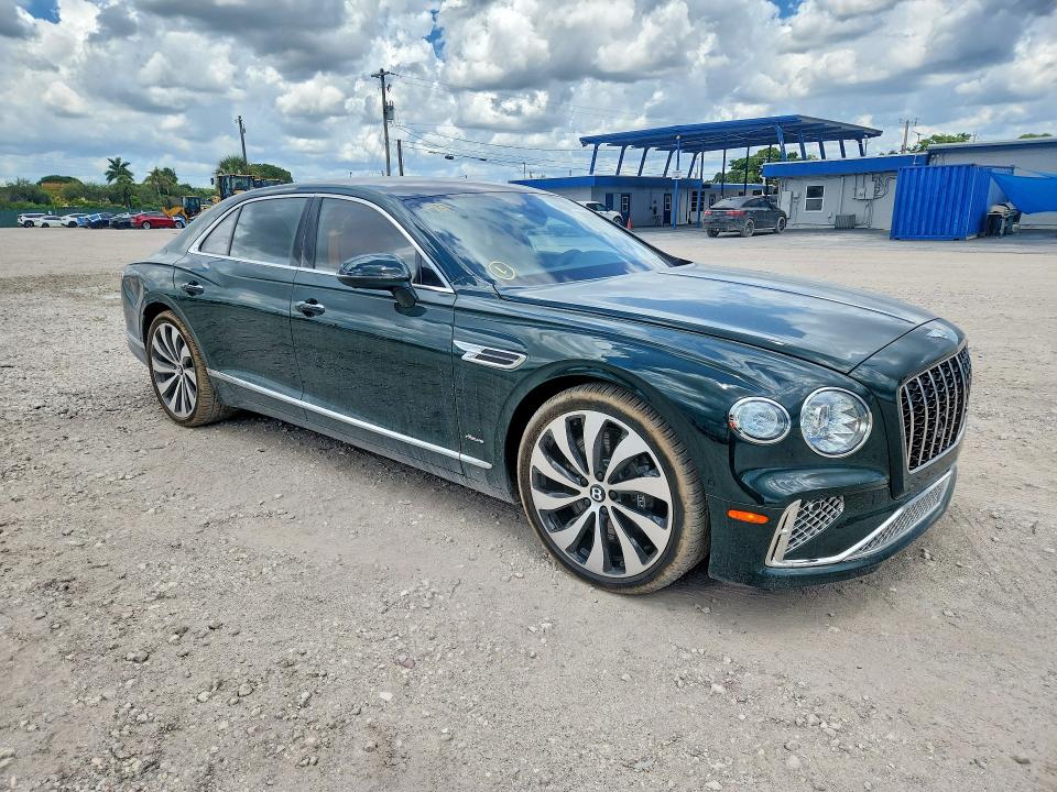 2026 Bentley Flying spur VIN SCBBP6ZG7TC025989 COPART salvage auction — REAR END, Fl - Cert Of Title Slvg Rebuildable, sold $161,000 on 2026-09-22 (photo 4)