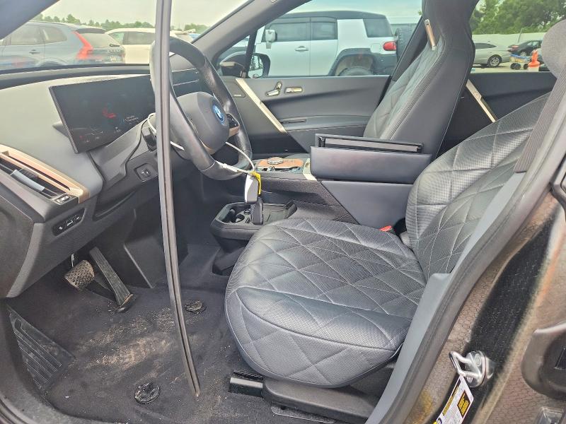 2023 BMW iX VIN WB523CF06PCM65749 COPART salvage auction — Front End, Sc - Salvage Title, sold $21,600 on 2026-09-25 (photo 7)