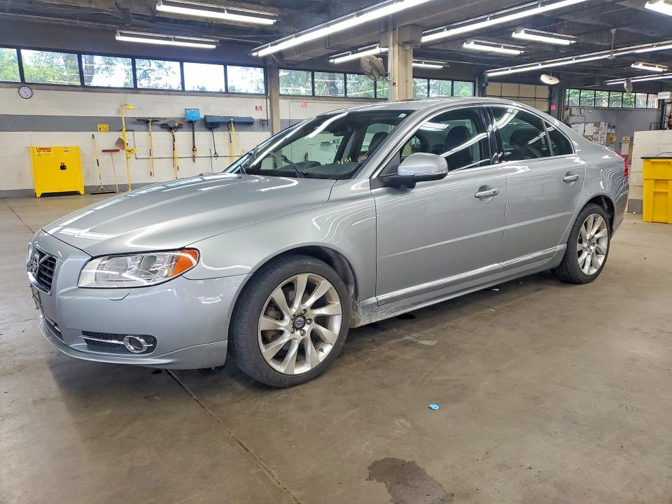 2012 Volvo S80 VIN YV1902AH0C1152960 COPART salvage auction — MECHANICAL, Il - Certificate Of Title, sold $1,150 on 2026-08-10 (photo 1)