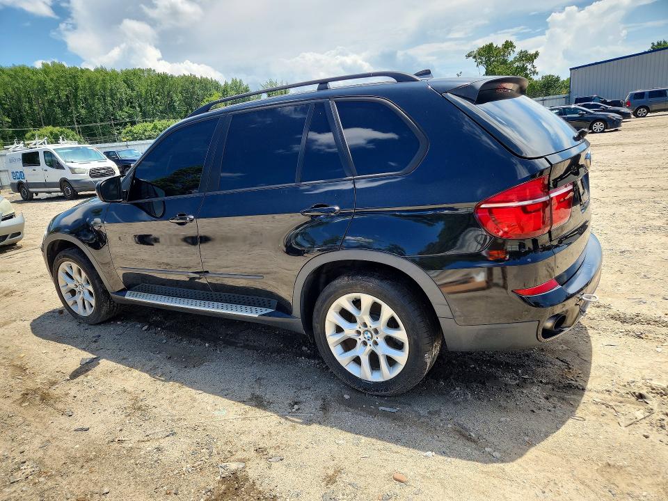 2013 BMW X5 VIN 5UXZV4C58D0B03987 COPART salvage auction — REAR END, Va - Certificate Of Title, sold $600 on 2026-08-18 (photo 2)