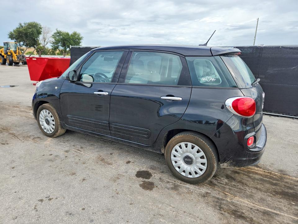 2016 Fiat 500 VIN ZFBCFAAH5GZ038354 COPART salvage auction — MINOR DENT/SCRATCHES, Fl - Certificate Of Title, sold $725 on 2026-08-06 (photo 2)