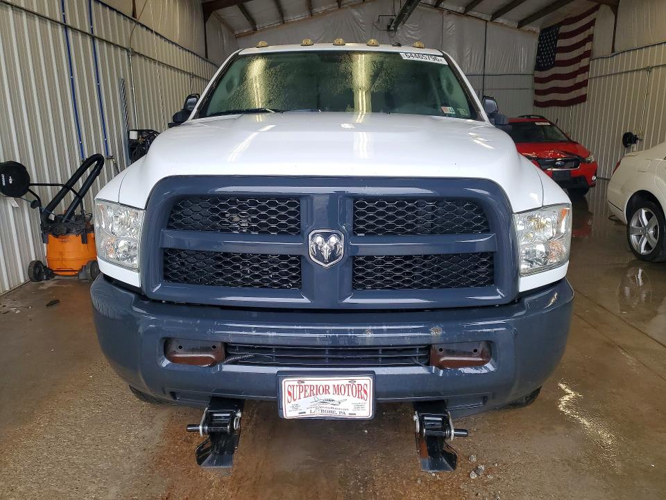 2018 Ram 2500 VIN 3C6MR5AJ9JG242172 COPART salvage auction — MECHANICAL, Pa - Cert Of Title, sold $12,717 on 2026-08-14 (photo 5)