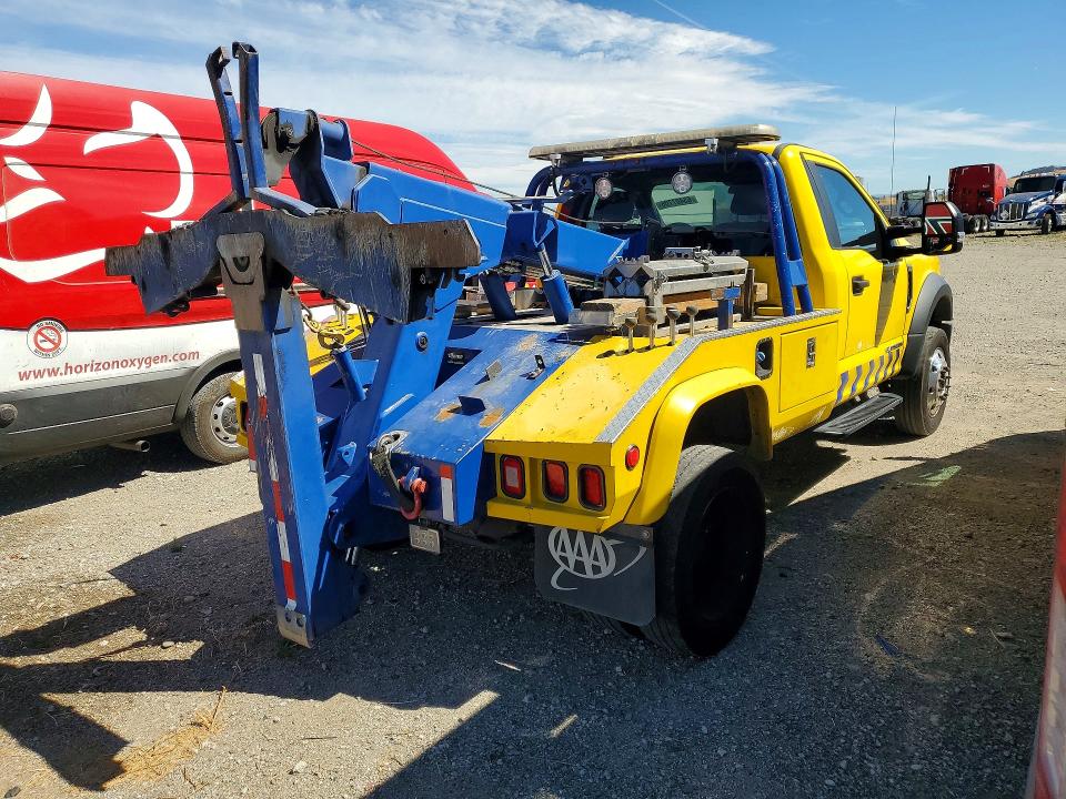 2021 Ford F550 VIN 1FDUF5GT1MDA06591 COPART salvage auction — MINOR DENT/SCRATCHES, Ca - Dis/Dlr/Exp Only Clean Title (P), sold $22,200 on 2026-08-31 (photo 3)