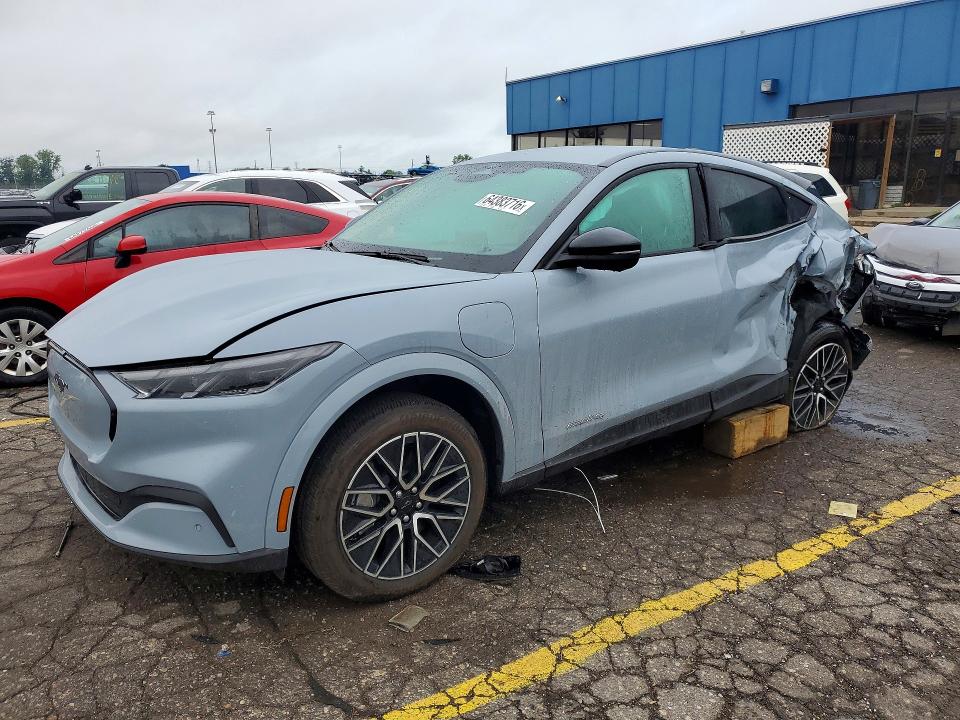 2025 Ford Mustang mach-e VIN 3FMTK3SU8SMA53033 — COPART salvage auction photo