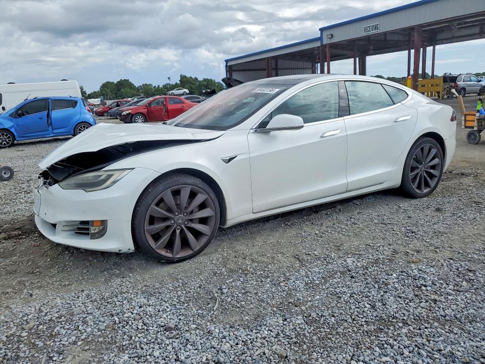 2017 Tesla Model s VIN 5YJSA1E29HF184535 — COPART salvage auction photo