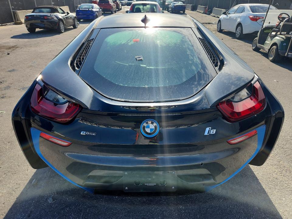 2019 BMW I8 VIN WBY2Z4C5XKVB81936 COPART salvage auction — WATER/FLOOD, FL - CERTIFICATE OF TITLE, sold $4,400 on 2026-09-15 (photo 6)