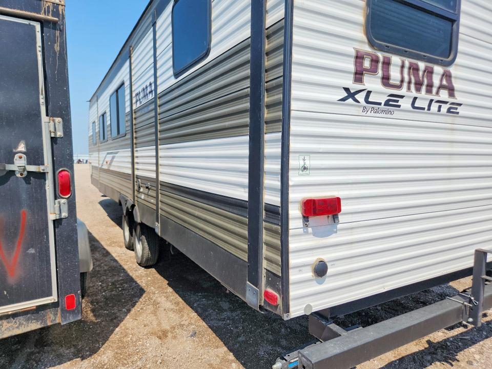 2019 Foresriver VIN 5ZT2PUWBXK4003678 COPART salvage auction — SIDE, NE - CERT OF TITLE-SALVAGE, sold $725 on 2026-09-06 (photo 2)