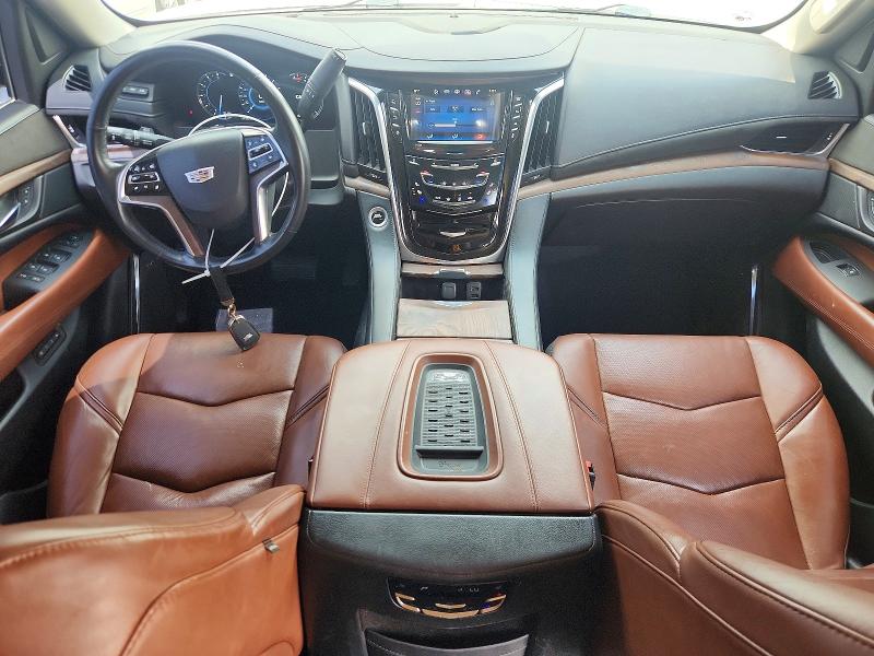 2016 Cadillac Escalade VIN 1GYS4BKJ9GR383807 COPART salvage auction — MINOR DENT/SCRATCHES, TX - CERTIFICATE OF TITLE, sold $11,000 on 2026-08-19 (photo 8)