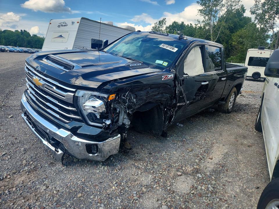 2026 Chevrolet Silverado VIN 2GC4KUE76T1126851 — COPART salvage auction photo
