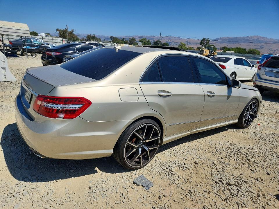 2011 Mercedes-benz E-class VIN WDDHF5GB4BA275024 COPART salvage auction — FRONT END, CA - DIS/DLR/EXP ONLY CLEAN TITLE, sold $1,000 on 2026-08-11 (photo 3)