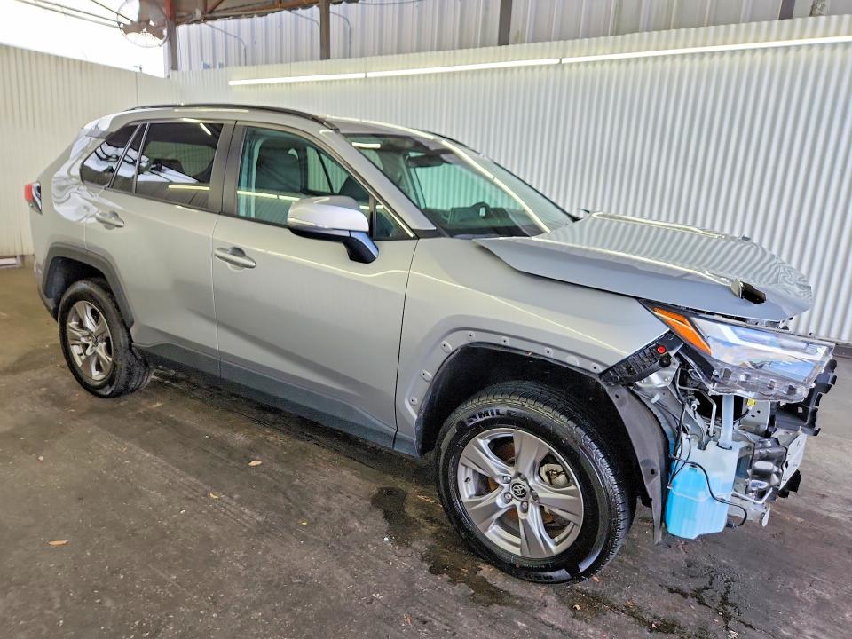 2024 Toyota Rav4 VIN 2T3P1RFV7RW454063 COPART salvage auction — FRONT END, FL - CERTIFICATE OF TITLE, sold $17,300 on 2026-08-19 (photo 4)