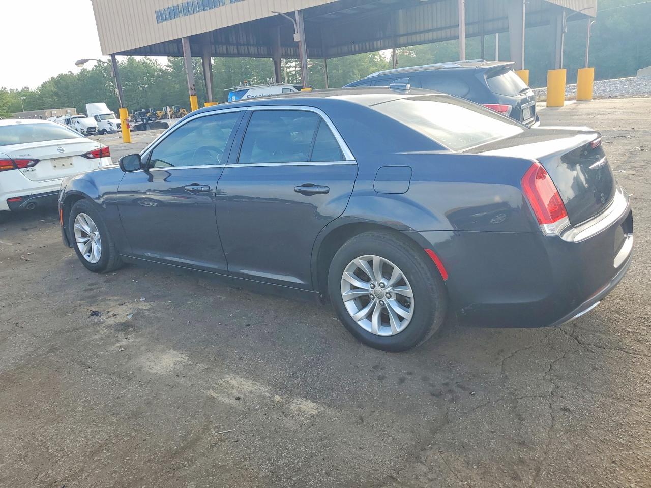 2015 Chrysler 300 VIN 2C3CCAAG8FH893713 COPART salvage auction — Front End, SC - CERTIFICATE OF TITLE (P), sold $2,950 on 2026-09-09 (photo 2)