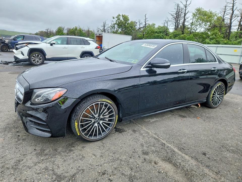 2017 Mercedes-benz E-klasse VIN WDDZF4KB4HA077655 COPART salvage auction — WATER/FLOOD, NY - MV907A-FLOOD SALVAGE, sold $1,950 on 2026-08-19 (photo 1)