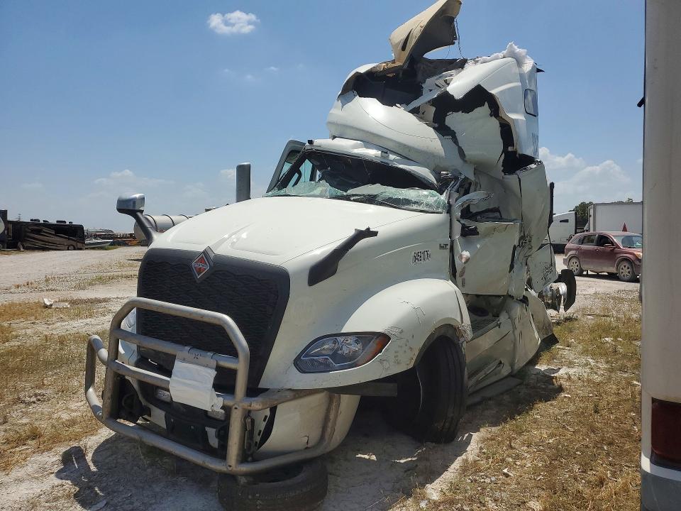 2026 International VIN 3HSDZSZR4TN227909 — COPART salvage auction photo