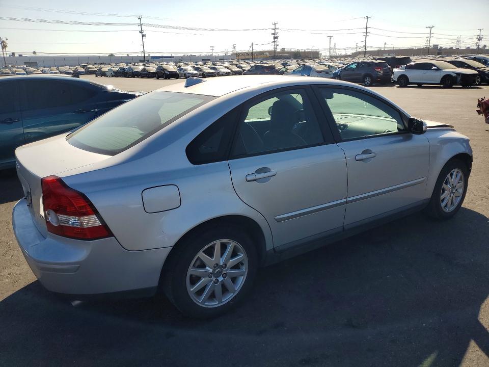 2007 Volvo S40 VIN YV1MS682872288640 COPART salvage auction — FRONT END, Ca - Salvage Certificate, sold $275 on 2026-08-12 (photo 3)