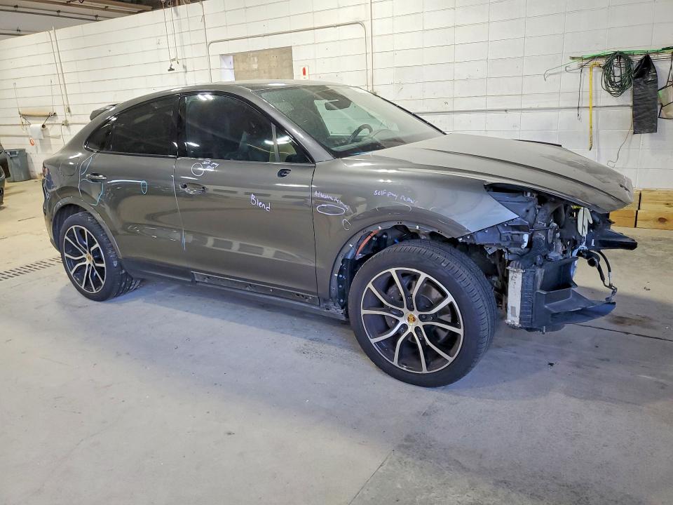 2020 Porsche Cayenne VIN WP1BE2AY1LDA55238 COPART salvage auction — FRONT END, MN - CERT OF TITLE-SALVAGE, sold $28,250 on 2026-09-17 (photo 4)