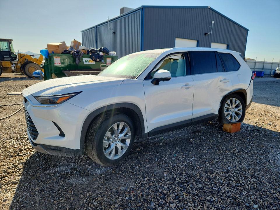 2026 Toyota Highlander VIN 5TDAAAB54TS129716 — COPART salvage auction photo