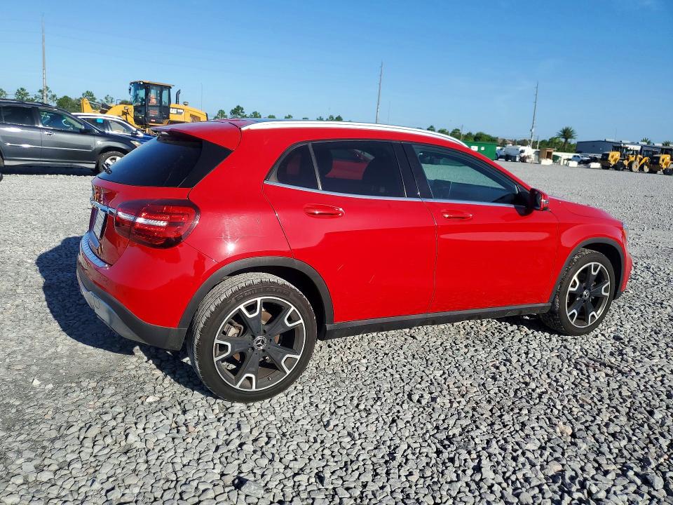2019 Mercedes-benz Gla-klasse VIN WDCTG4EB0KU005666 COPART salvage auction — NORMAL WEAR, Salvage Title, sold $8,200 on 2026-08-20 (photo 3)