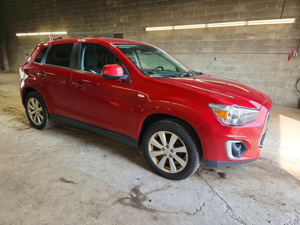 2015 Mitsubishi Outlander VIN 4A4AR4AU8FE013845 COPART salvage auction — NORMAL WEAR, Ny - Certificate Of Title, sold $1,150 on 2026-09-10 (photo 4)