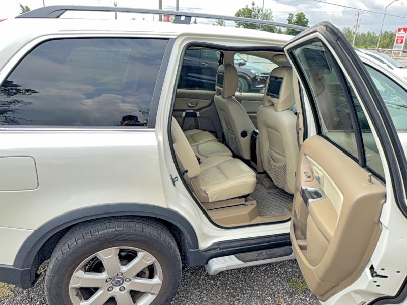 2010 Volvo Xc90 VIN YV4CZ982XA1533706 COPART salvage auction — NORMAL WEAR, On - Permit No Brand - Unfit (P), sold $175 on 2026-08-20 (photo 6)
