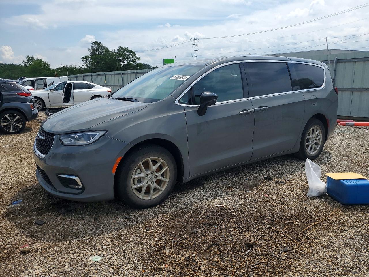 2025 Chrysler Pacifica VIN 2C4RC1BG2SR541283 — COPART salvage auction photo