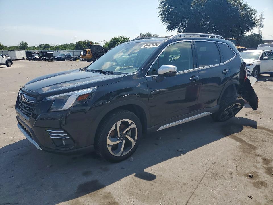2022 Subaru Forester VIN JF2SKARCXNH500912 — COPART salvage auction photo