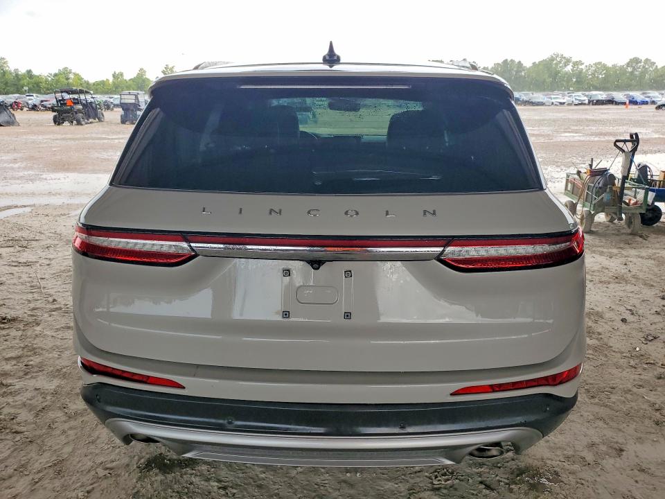 2022 Lincoln Corsair VIN 5LMCJ2C99NUL14500 COPART salvage auction — SIDE, TX - SALVAGE VEHICLE TITLE, sold $9,800 on 2026-09-08 (photo 6)