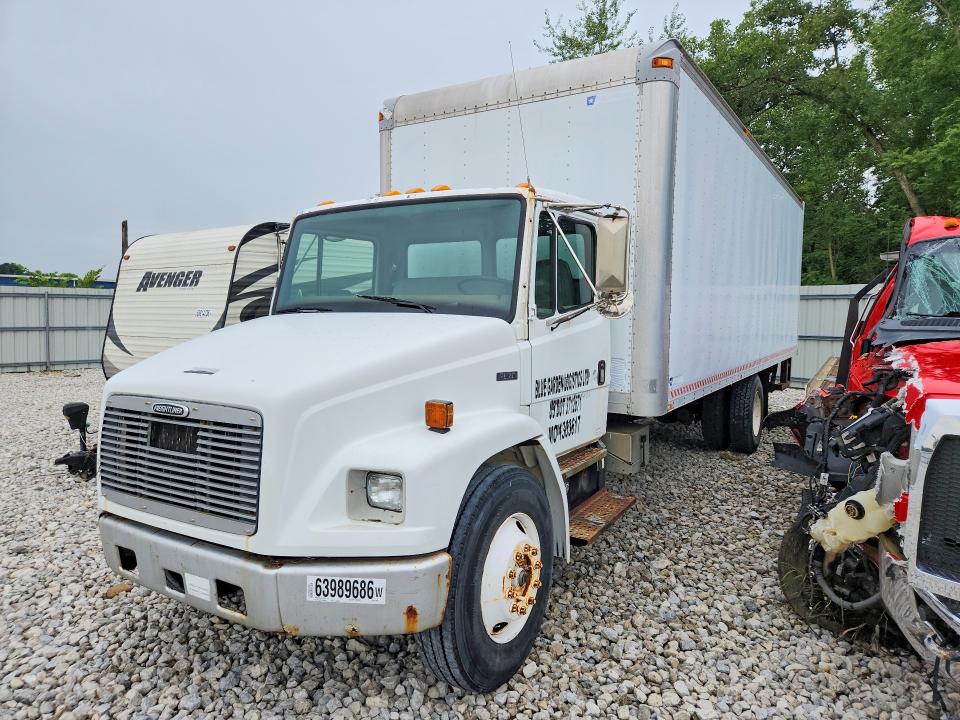 2002 Frht - freightliner All other VIN 1FVABSAK52HK15442 COPART salvage auction — NORMAL WEAR, CT, sold $125 on 2026-08-31 (photo 1)