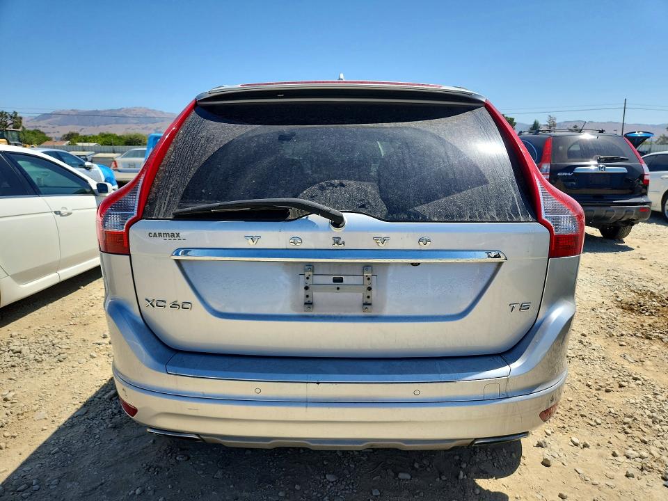 2016 Volvo Xc60 VIN YV440MDK8G2880980 COPART salvage auction — MINOR DENT/SCRATCHES, Salvage Title, sold $3,700 on 2026-08-25 (photo 6)