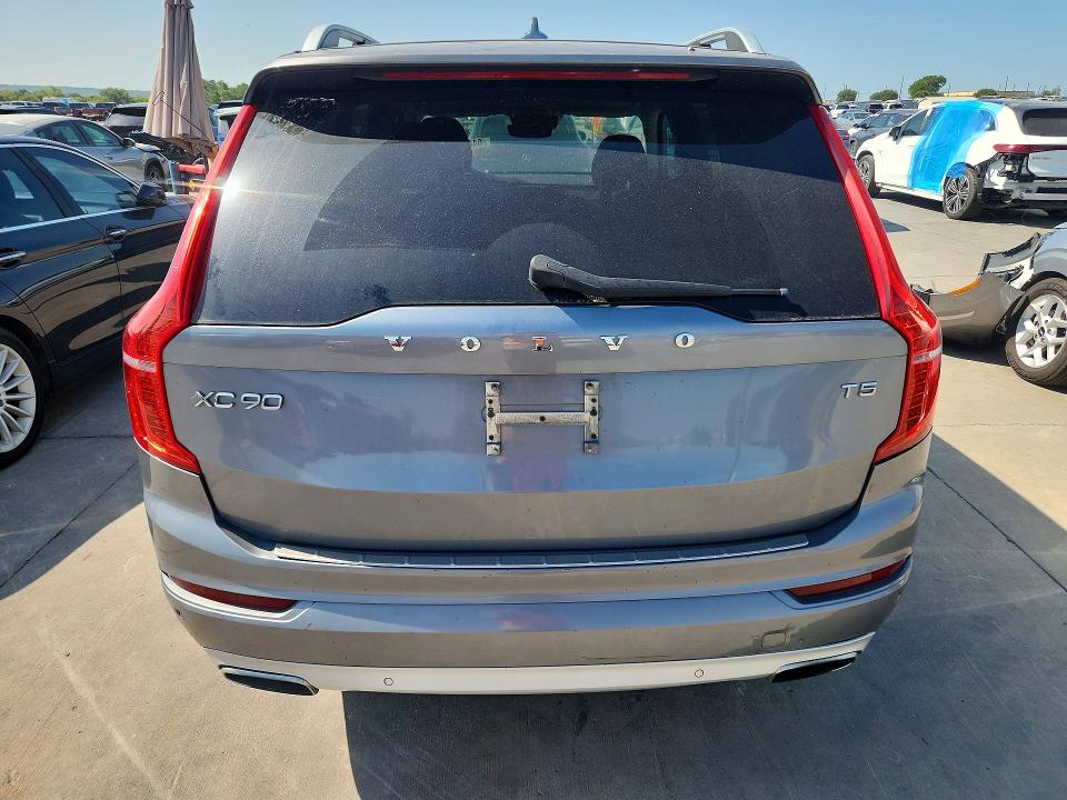 2017 Volvo Xc90 VIN YV4102KK2H1138480 COPART salvage auction — NORMAL WEAR, Salvage Title, sold $1,300 on 2026-08-17 (photo 6)