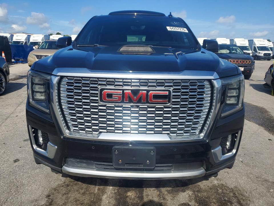 2021 Gmc Yukon VIN 1GKS1JKL7MR416751 COPART salvage auction — MINOR DENT/SCRATCHES, Fl - Certificate Of Title, sold $22,700 on 2026-09-03 (photo 5)