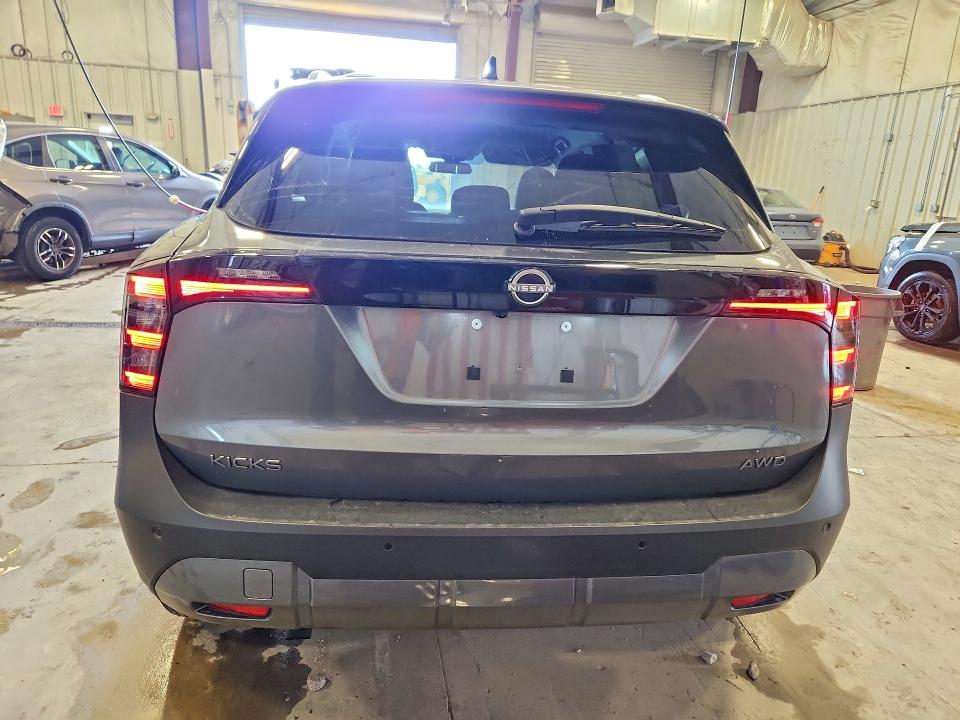 2026 Nissan Kicks VIN 3N8AP6CB7TL366307 COPART salvage auction — FRONT END, MO - CERTIFICATE OF TITLE, sold $11,700 on 2026-08-17 (photo 6)