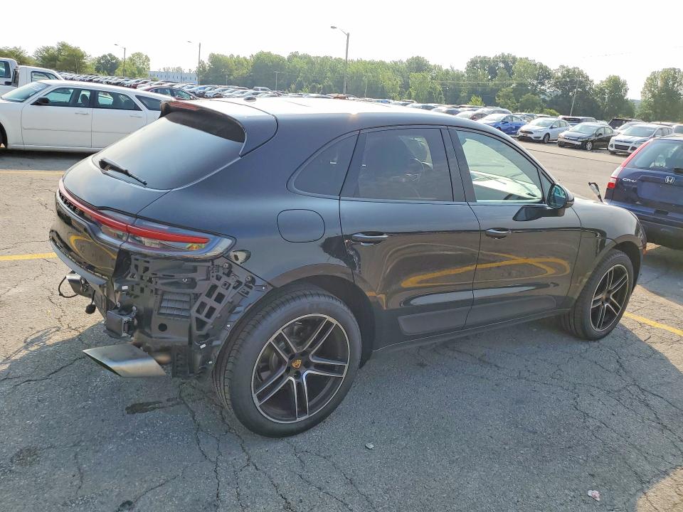 2020 Porsche Macan VIN WP1AA2A59LLB15169 COPART salvage auction — REAR END, Ky - Cert Of Title-Salvage, sold $19,000 on 2026-08-27 (photo 3)