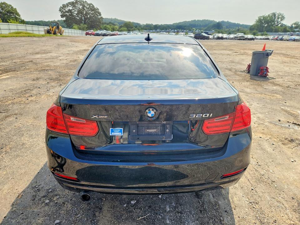2014 BMW 3er VIN WBA3C3C51EF984001 COPART salvage auction — FRONT END, Wi - Certificate Of Title, sold $350 on 2026-08-18 (photo 6)