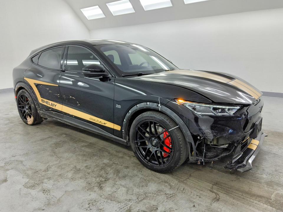 2023 Ford Mustang mach-e VIN 3FMTK4SE8PMA75958 COPART salvage auction — FRONT END, WA - VEHICLE CERT OF OWNERSHIP-TITL, sold $19,100 on 2026-08-17 (photo 4)