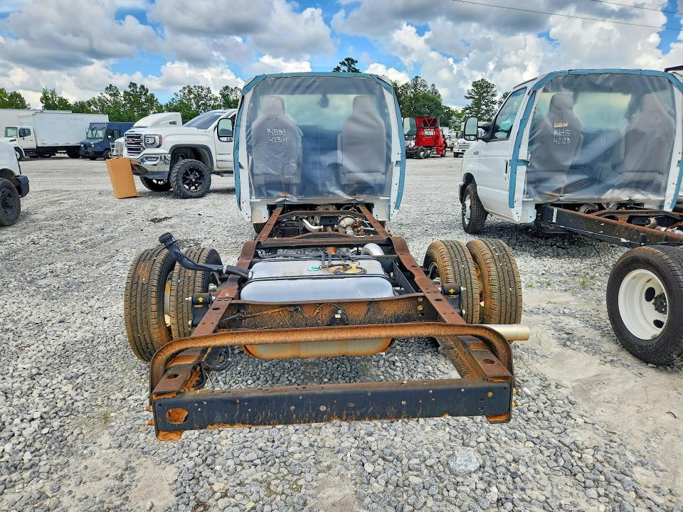 2024 Ford Econoline e350 VIN 1FDWE3FN1RDD42364 COPART salvage auction — MINOR DENT/SCRATCHES, TN - CERTIFICATE OF TITLE, sold $14,200 on 2026-08-25 (photo 6)