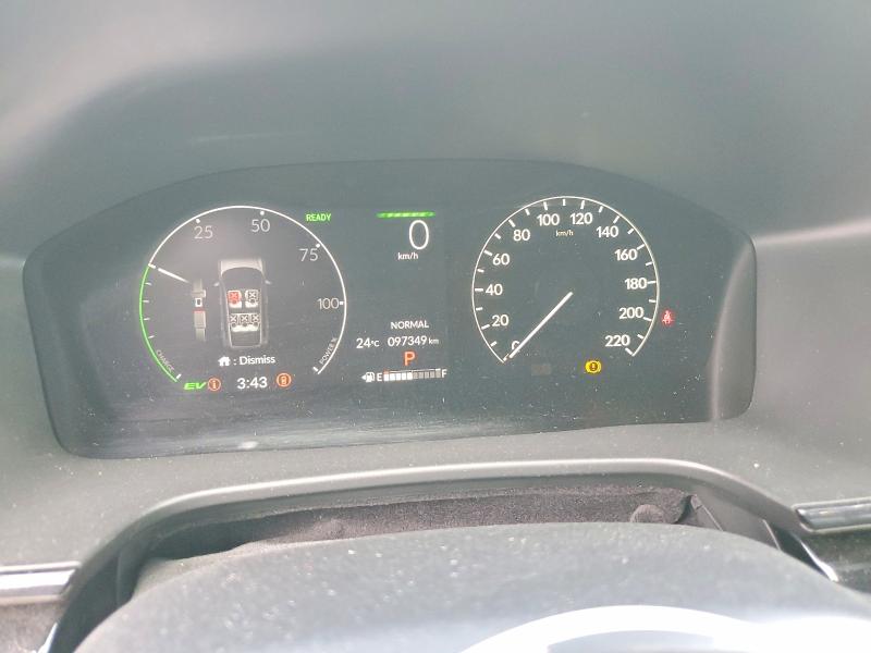 2024 Honda Cr-v VIN 2HKRS6H91RH201719 COPART salvage auction — REAR END, ON - PERMIT NO BRAND - UNFIT, sold $31,750 on 2026-09-29 (photo 9)